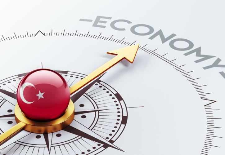 Η Τουρκία εξετάζει φόρο στις πιστωτικές κάρτες προς όφελος των αμυντικών βιομηχανιών