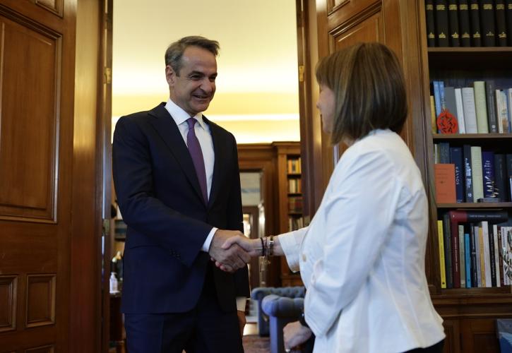 Ο Κυρ. Μητσοτάκης δεσμεύθηκε για μεγάλες αλλαγές και μεταρρυθμίσεις - Στις 17:00 η ανακοίνωση της νέας κυβέρνησης