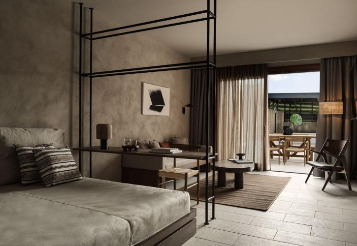 Η SWOT Hospitality παρουσιάζει το πολυτελές Lindian Village Beach Resort Rhodes, Curio Collection by Hilton