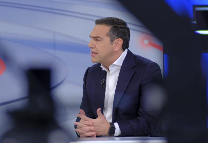 Tσίπρας: Κάθε προοδευτική ψήφος που δεν πάει στον ΣΥΡΙΖΑ εξ αντικειμένου ευνοεί τη ΝΔ