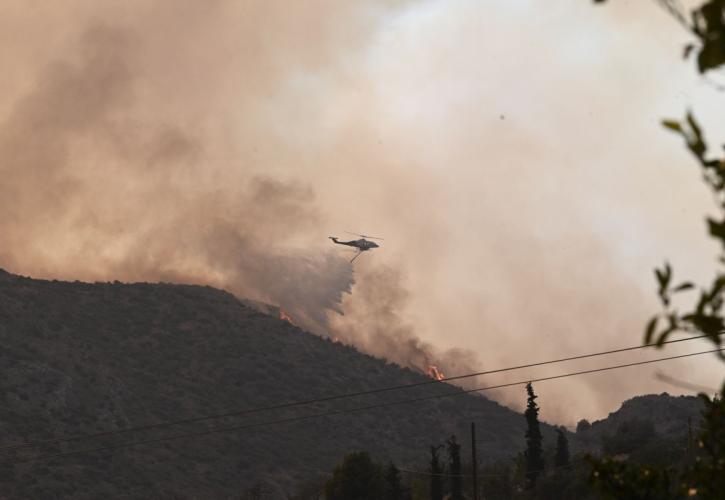 Ενισχύεται η συνδρομή των Ενόπλων Δυνάμεων στις προσπάθειες κατάσβεσης των πυρκαγιών