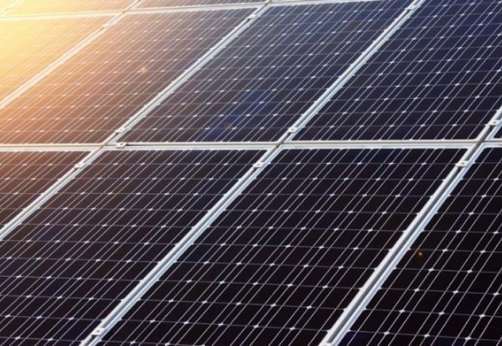 Ενέργεια: Πώς θα ξεκλειδώσουν νέες «πράσινες» επενδύσεις - «Κόφτης» στην παραγωγή φωτοβολταϊκών