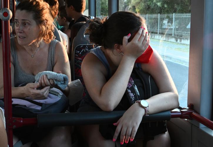 Ν. Αγχίαλος: Εκκενώσεις και ζώνη απαγόρευσης κυκλοφορίας 3 χλμ. από την περιοχή των εκρήξεων