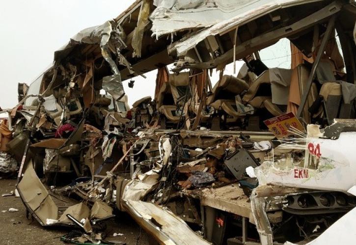 Ινδία: Δέκα νεκροί και 13 τραυματίες σε τροχαίο στο κρατίδιο Γκουτζαράτ