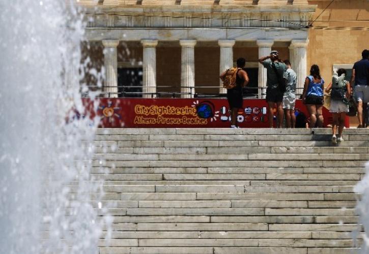 Μικρή υποχώρηση του καύσωνα- Στο «κόκκινο» για πυρκαγιές έξι περιφέρειες