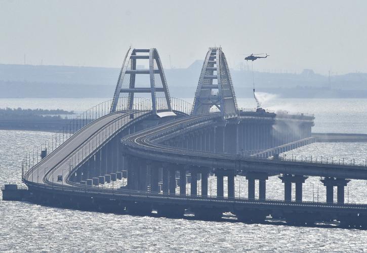 Κριμαία: Νέα επίθεση με drones και πυραύλους στη Σεβαστούπολη - Έκλεισε η γέφυρα του Κερτς