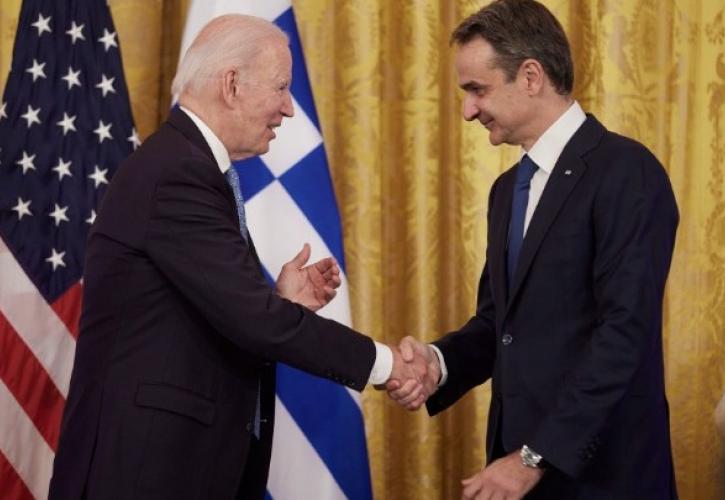 Μητσοτάκης: Τηλεφωνική επικοινωνία του πρωθυπουργού με τον πρόεδρο Μπάιντεν