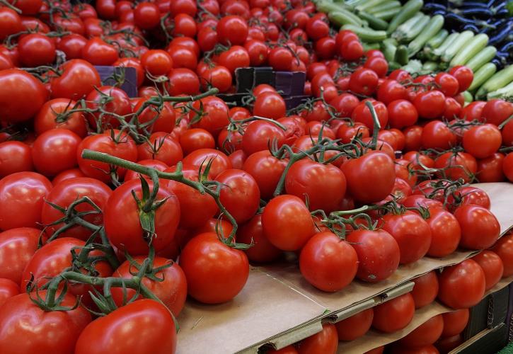 Σε ποια χώρα η τομάτα είναι ακριβότερη από την βενζίνη - «Εκτίναξη» 445% στην τιμή