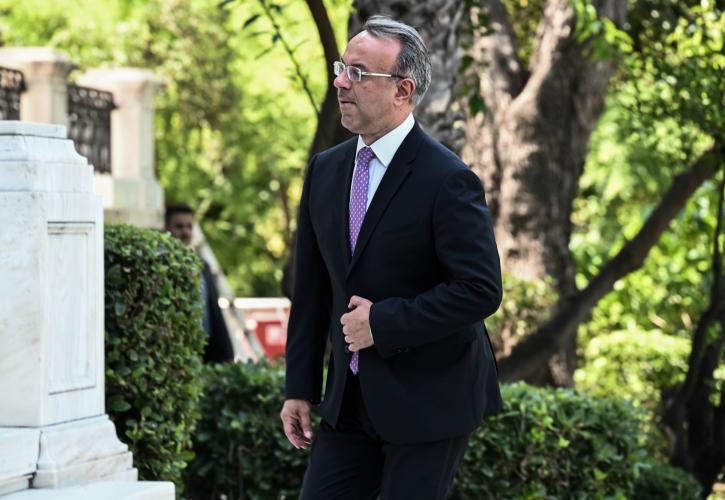 Σταϊκούρας: Μέτρα για τη διευκόλυνση των τουριστών στο αεροδρόμιο της Ρόδου