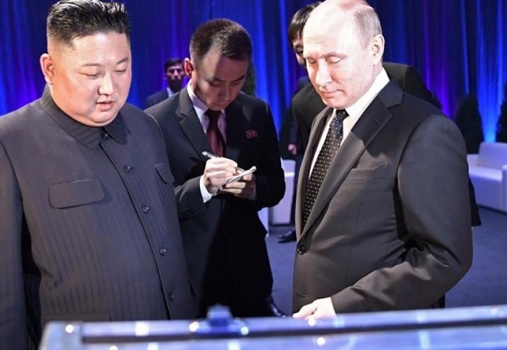 Με τρένο ο Κιμ Γιονγκ Ουν στη Ρωσία για συνάντηση κορυφής με Πούτιν