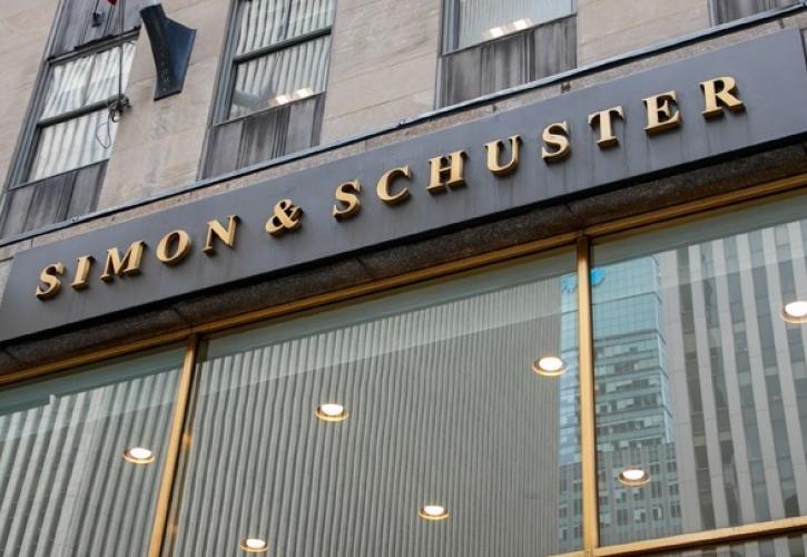 Η Paramount πουλά τον εκδοτικό οίκο Simon & Schuster στην KKR