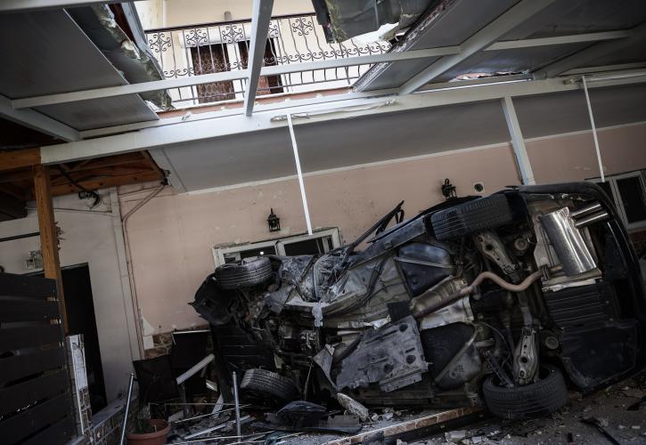 Έκρηξη στον Ασπρόπυργο: Ζημιές σε 11 σπίτια, έναν επαγγελματικό χώρο και 10 αυτοκίνητα