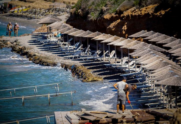 Συνεχίζονται οι έλεγχοι στον αιγιαλό - 336 παραβάσεις σε διάστημα 20 ημερών