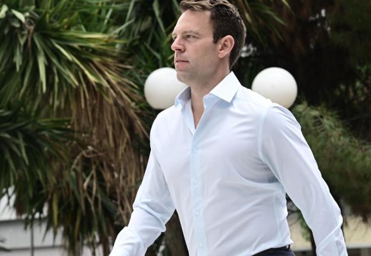Υστερία με Κασσελάκη στον ΣΥΡΙΖΑ - Από το Κολλέγιο στο Μαϊάμι - Θέλει προκριματικές για τους βουλευτές