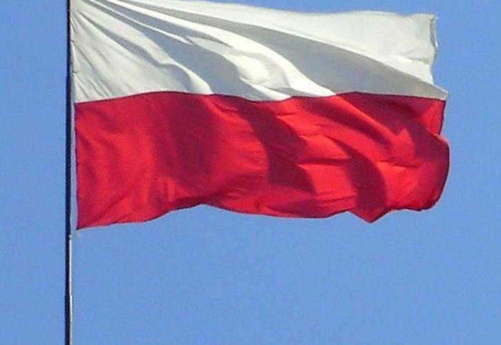 Πολωνία: «Αντισυνταγματικά» τα μέτρα που της επιβλήθηκαν από το δικαστήριο της ΕΕ