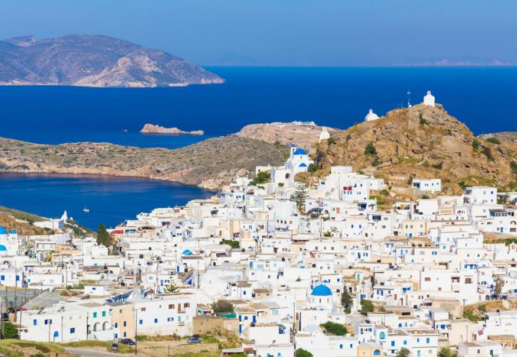 «The Sun»: Η Ίος η έκπληξη του επόμενου καλοκαιριού