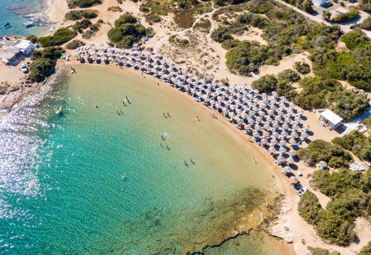 Χατζηδάκης: Δεν θα χαριστούμε σε κανέναν για τις παραλίες