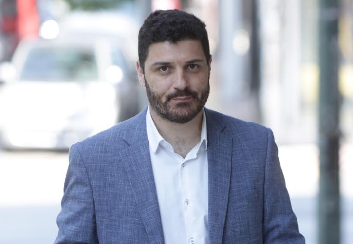 Τεμπονέρας: Ο ίδιος ο Κασσελάκης αμφισβητεί την ηγεσία του ΣΥΡΙΖΑ