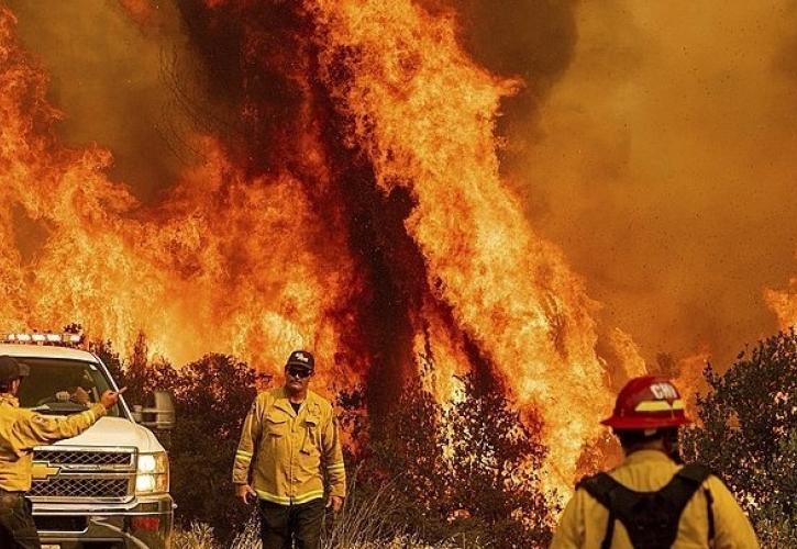 Σε κατάσταση έκτακτης ανάγκης λόγω των πυρκαγιών ο Καναδάς - Μαζικές εκκενώσεις