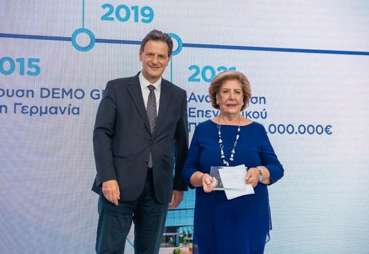 Διάκριση του Σταύρου Δέμου ως Πρωτεργάτης της Ελληνικής Φαρμακοβιομηχανίας