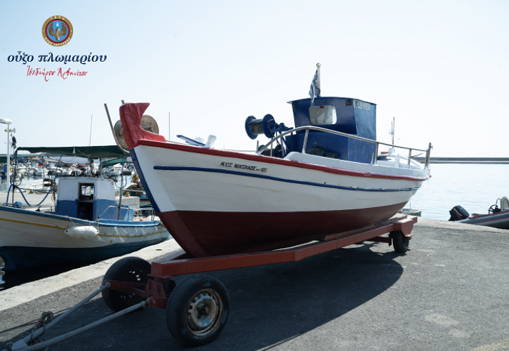 Το Ούζο Πλωμαρίου συνεχίζει το πρόγραμμα διατήρησης και ανάδειξης των παραδοσιακών ξύλινων καϊκιών μας