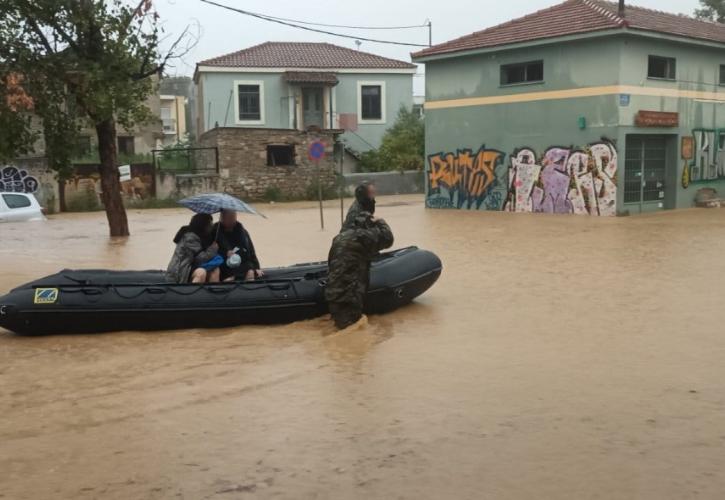 Απεγκλωβισμός 61 ατόμων έως τώρα σε παραλίες της Μαγνησίας από το Λιμενικό