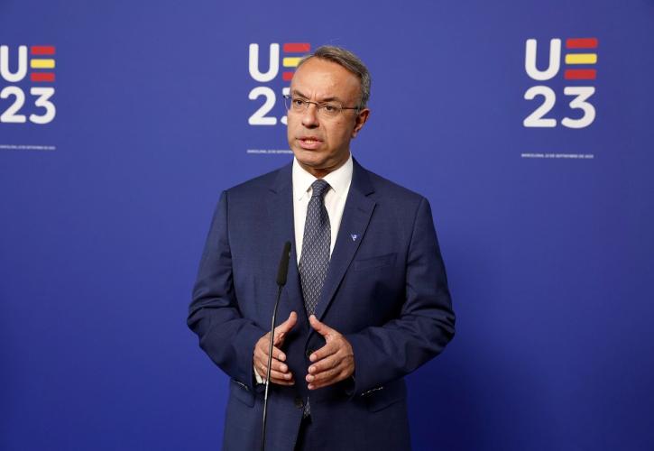 Σταϊκούρας: Προάγουμε τη βιώσιμη συνδεσιμότητα και ενισχύουμε την έξυπνη κινητικότητα