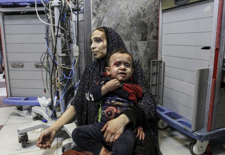 ΣΥΡΙΖΑ και ΚΚΕ καταδικάζουν τον βομβαρδισμό νοσοκομείου στη Γάζα