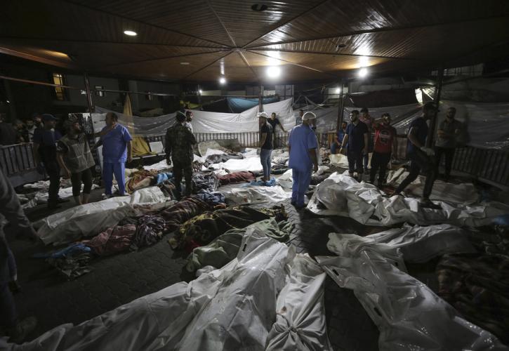 Γάζα - νοσοκομείο: Ο αριθμός των νεκρών είναι «μεταξύ 100 και 300», σύμφωνα με αμερικανικές υπηρεσίες πληροφοριών