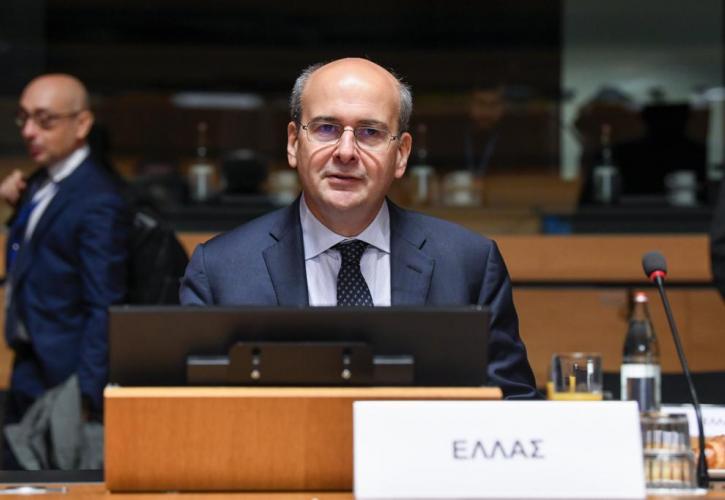 Χατζηδάκης: Ιδιαίτερη μεταχείριση για τις αμυντικές δαπάνες ζήτησε στο ECOFIN