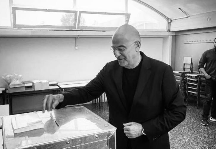 Δένδιας: Tο πιο σημαντικό λειτούργημα είναι αυτό του Πολίτη