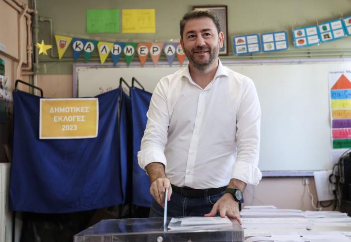 Ψήφισε ο Νίκος Ανδρουλάκης: «Το ΠΑΣΟΚ στήριξε διαχρονικά νομοθετικά και πολιτικά την αυτοδιοίκηση»