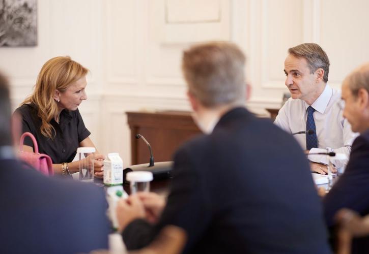 Τραυλού: Η εθνική ευεργεσία αποτελεί στάση ζωής για τους Έλληνες εφοπλιστές