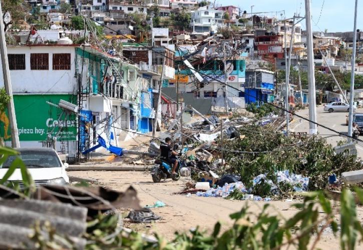 Μεξικό: 39 νεκροί από το πέρασμα του τυφώνα Ότις