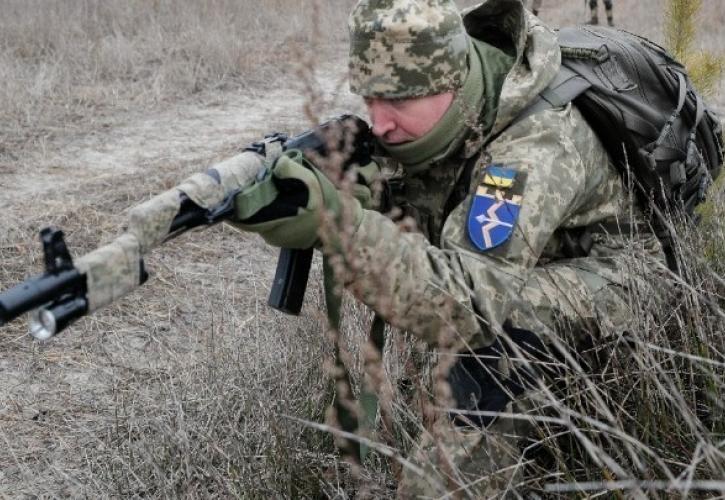 Ουκρανία: Το Κίεβο τριπλασίασε την παραγωγή όπλων τον περασμένο χρόνο