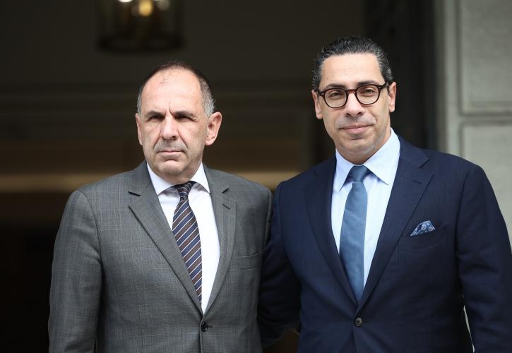 Συνάντηση Γεραπετρίτη - Κόμπου: Στενός συντονισμός και συνεργασία Ελλάδας - Κύπρου