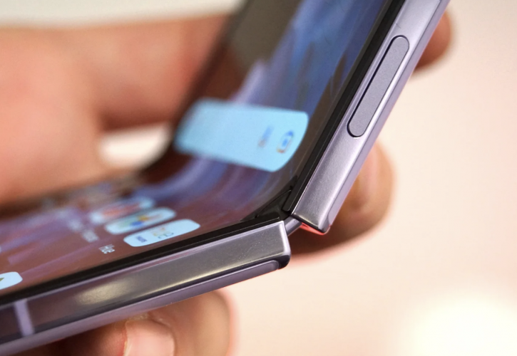 Κερδίζουν έδαφος τα foldable smartphones - Αυξάνονται οι επιλογές των αναδιπλούμενων συσκευών