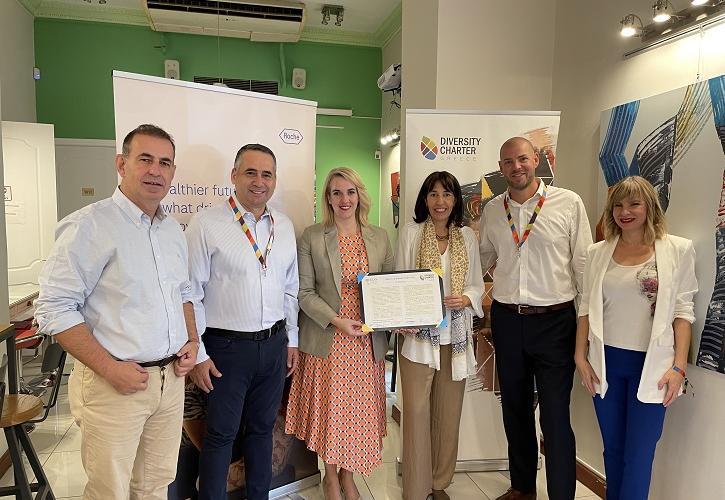 Η Roche Hellas και η Roche Diagnostics Hellas συνυπέγραψαν τη Χάρτα Διαφορετικότητας για ελληνικές επιχειρήσεις