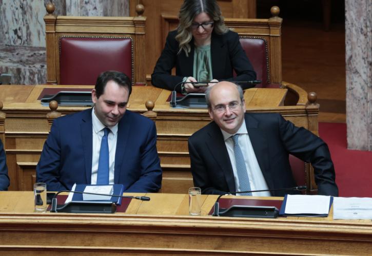 Χατζηδάκης: «Η ελληνική οικονομία ακόμη πιο ψηλά» - Κατατέθηκε ο Προϋπολογισμός του 2024