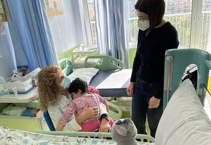 Επίσκεψη Αγαπηδάκη στο Παίδων «Αγία Σοφία»