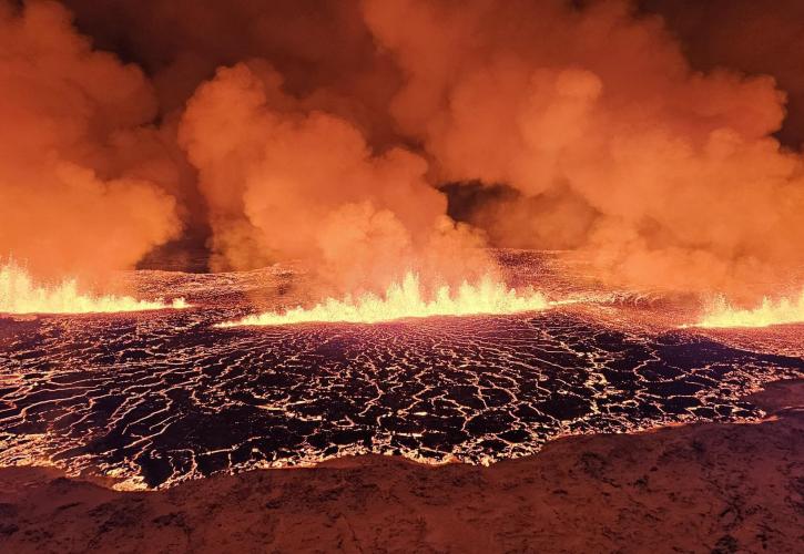 Iσλανδία: Εξερράγη το ηφαίστειο στη χερσόνησο Ρεϊκιάνες - Ξεχύθηκαν ποτάμια λάβας