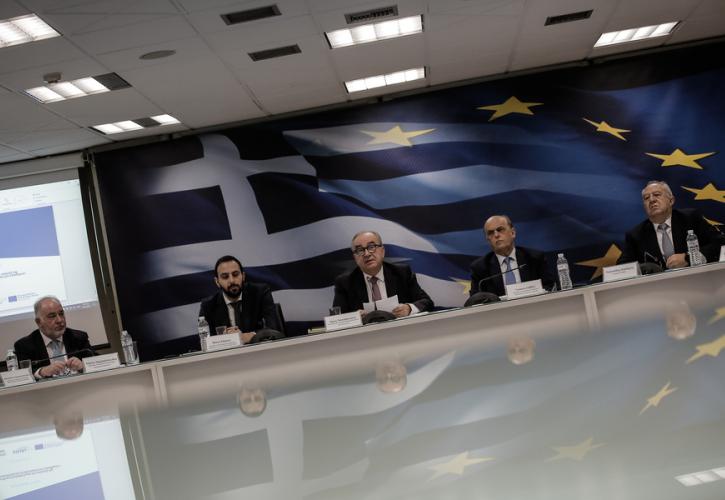 Παπαθανάσης: Όλο το νέο πακέτο επιδοτήσεων και δανείων για μικρομεσαίες επιχειρήσεις