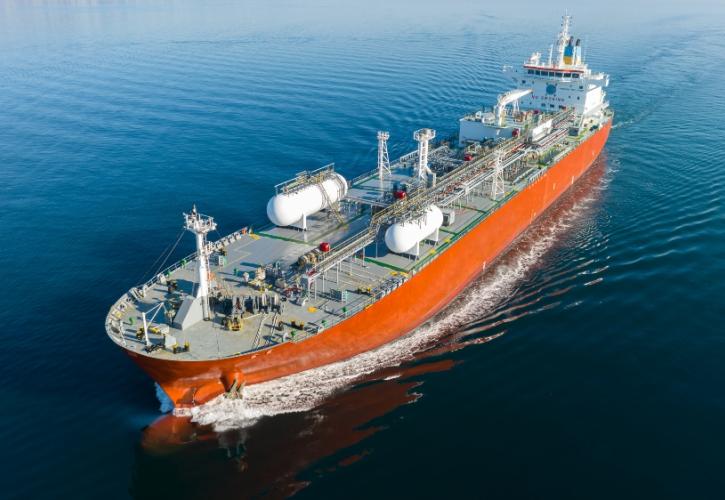 Οι ναυτιλιακές ποντάρουν στην «οικονομία του υδρογόνου» – Στροφή στα μεγάλα πλοία μεταφοράς αμμωνίας