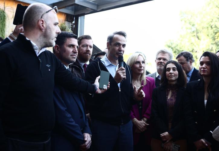 Επίσκεψη Μητσοτάκη στο Δημόκριτο: «Η οικονομία είναι η πρώτη προτεραιότητα»