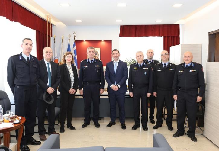 Όμιλος Ιατρικού Αθηνών: Δωρεά υπερσύγχρονου ιατρικού εξοπλισμού στα	ιατρεία του Πυροσβεστικού Σώματος στη Θεσσαλονίκη