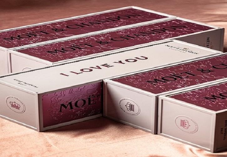 Spread the love with Moët & Chandon!