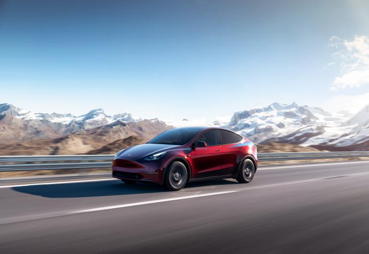 Tesla και BYD κυριαρχούν στην αγορά ηλεκτρικών αυτοκινήτων