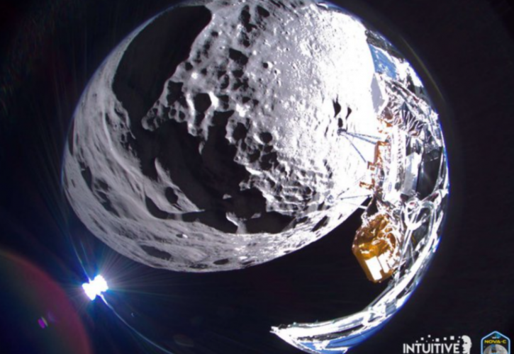 Το διαστημόπλοιο Odysseus έστειλε τις πρώτες φωτογραφίες από τη Σελήνη