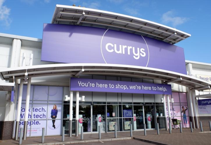 Currys: Ελεύθερη να... ανακάμψει μετά την φυγή των «μνηστήρων» της