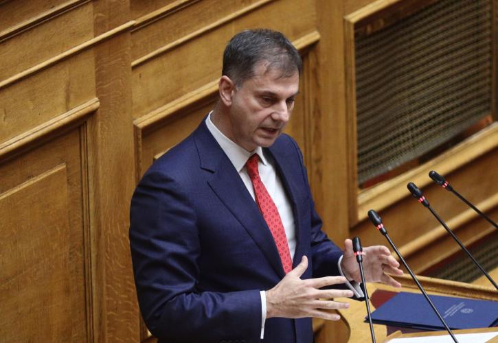 Θεοχάρης: Δύο νομοθετικές βελτιώσεις για την Golden Visa - Τι προβλέπουν